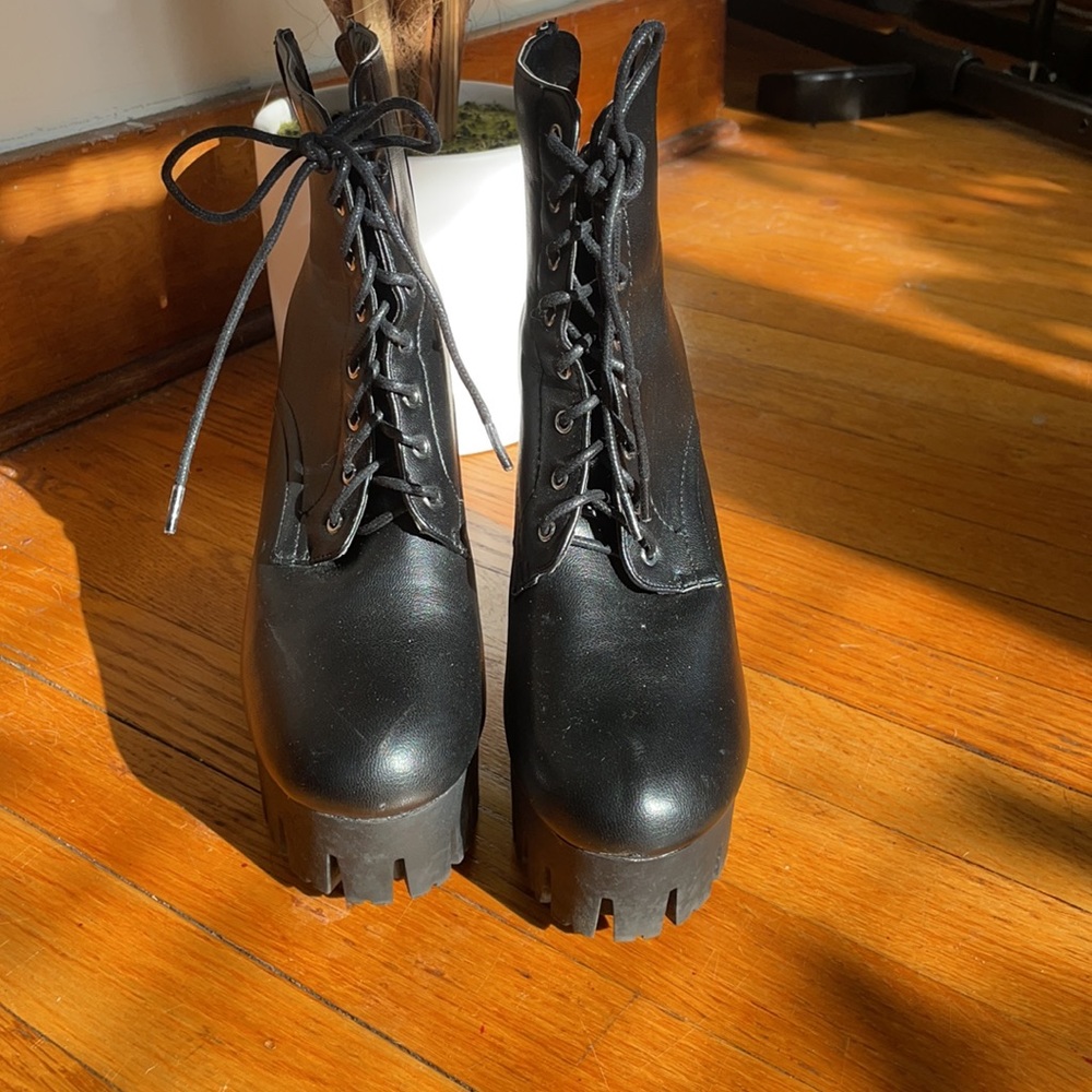Platform boots - Picture 2 of 6